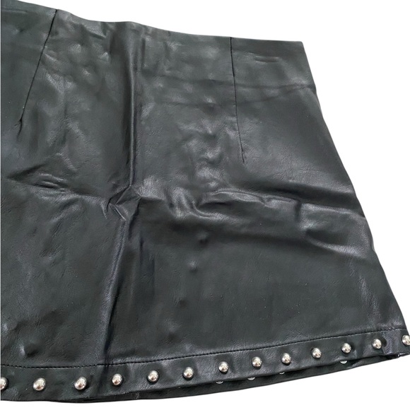 SA Sabrina Spellman Forever 21 Faux Leather Studded Skirt - Picture 16 of 16